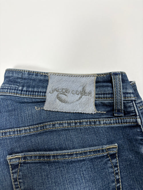 Jacob Cohen 620 jeans i marineblå, W32