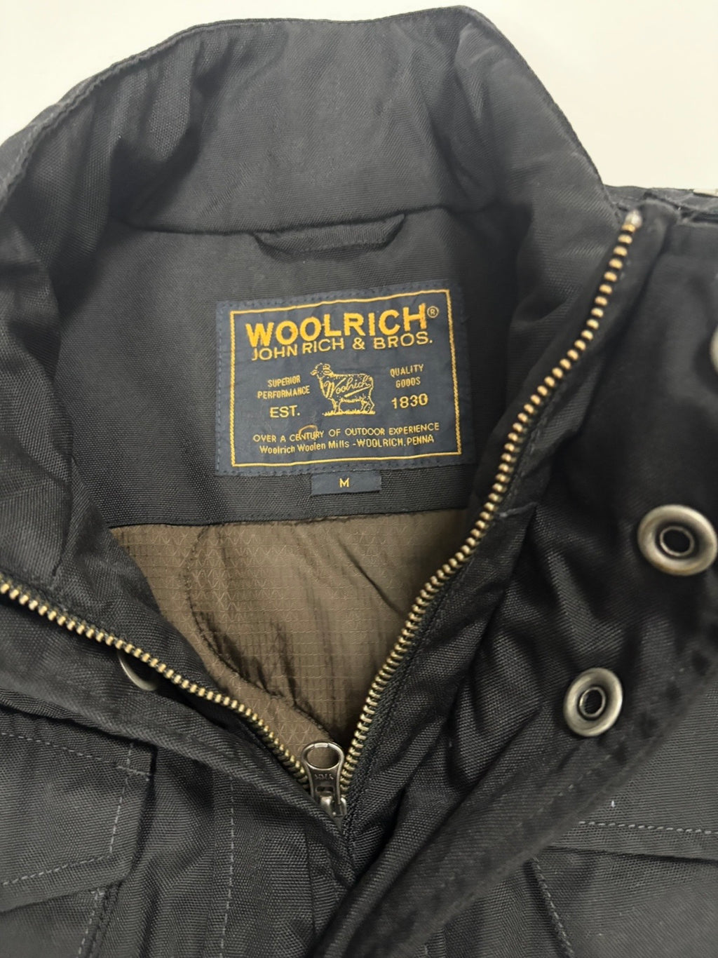 Woolrich field jakke (L)