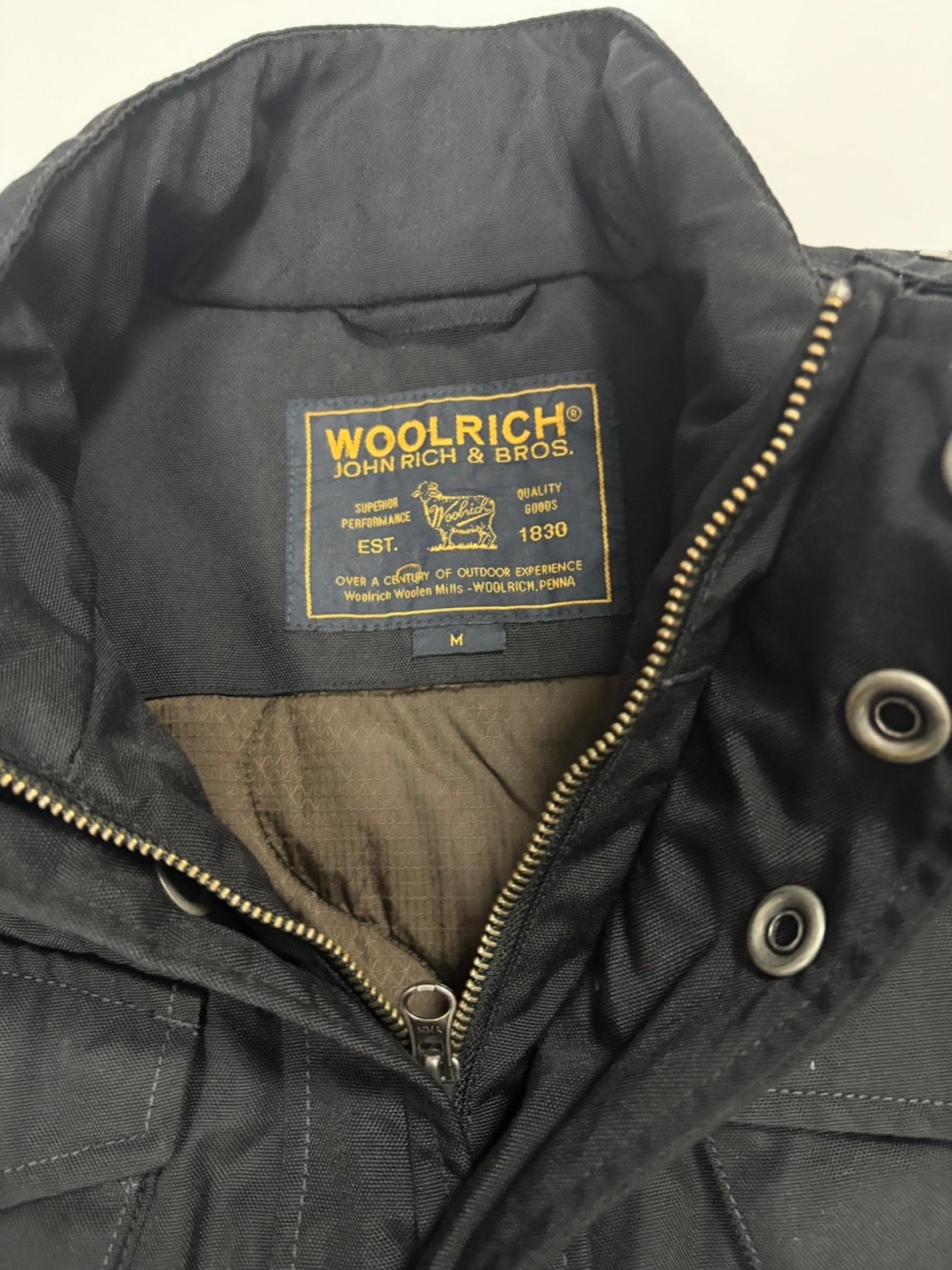 Woolrich field jakke (L)
