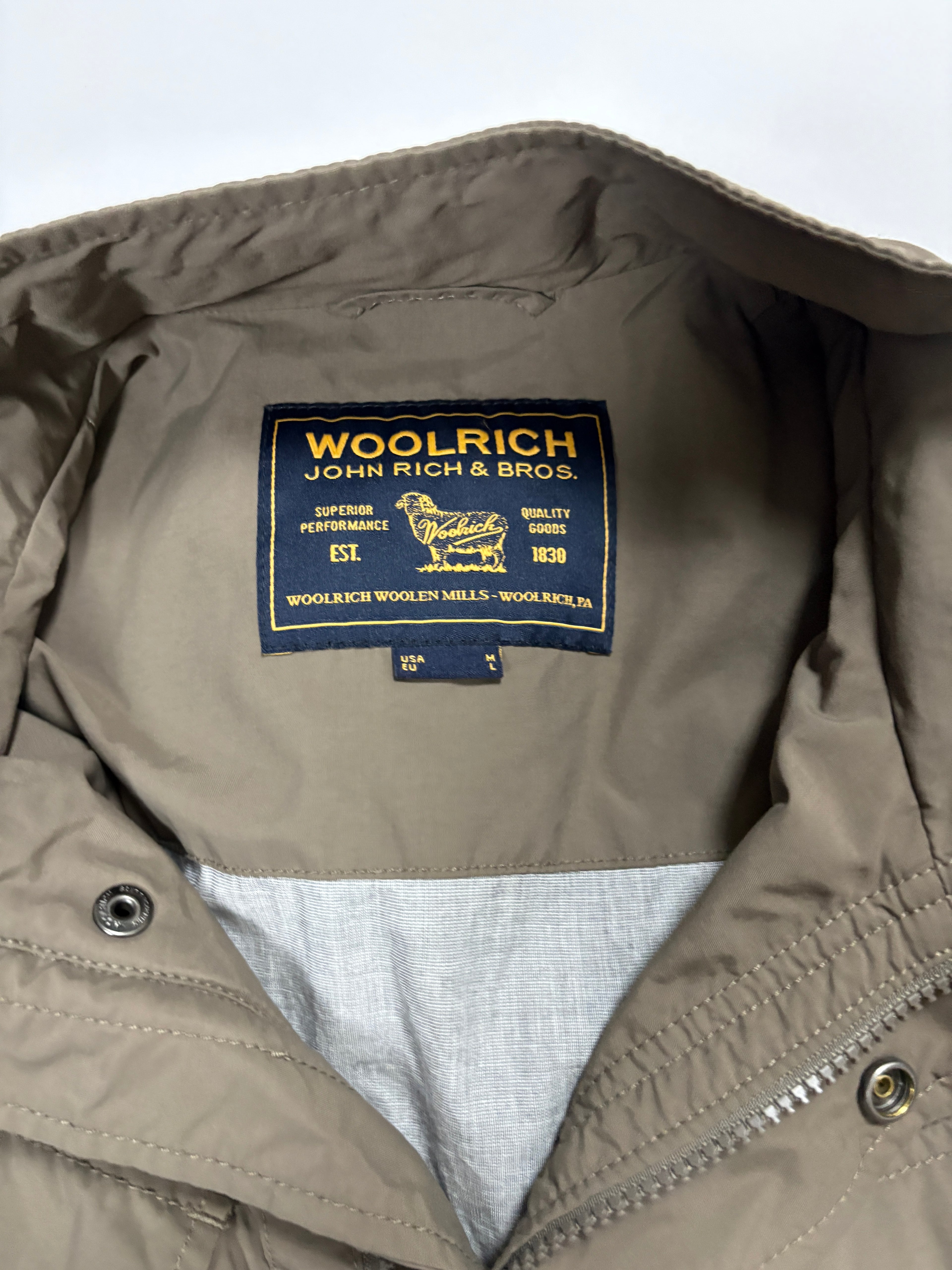 Woolrich field jakke (L)