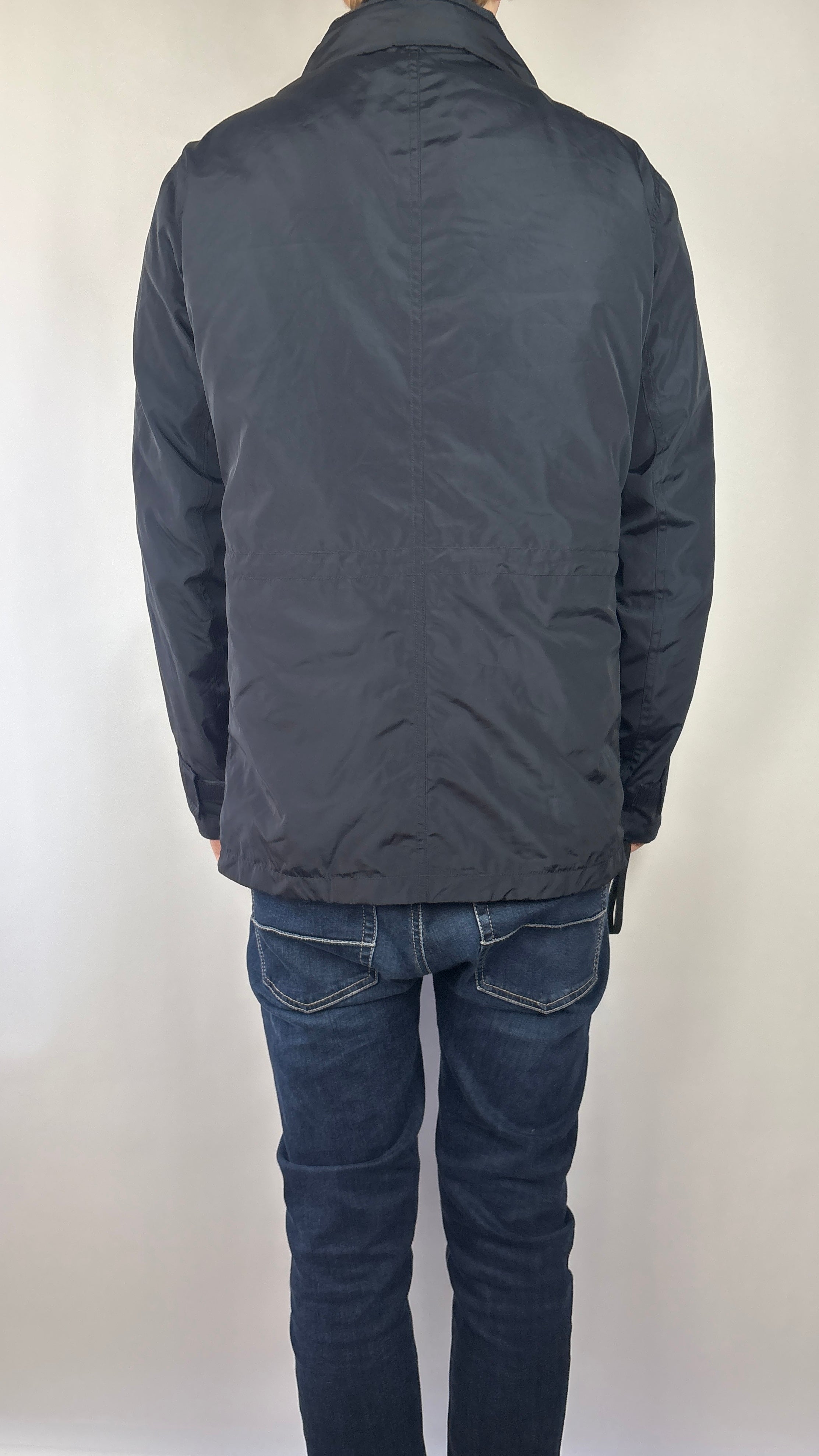 Armani field jakke (M)