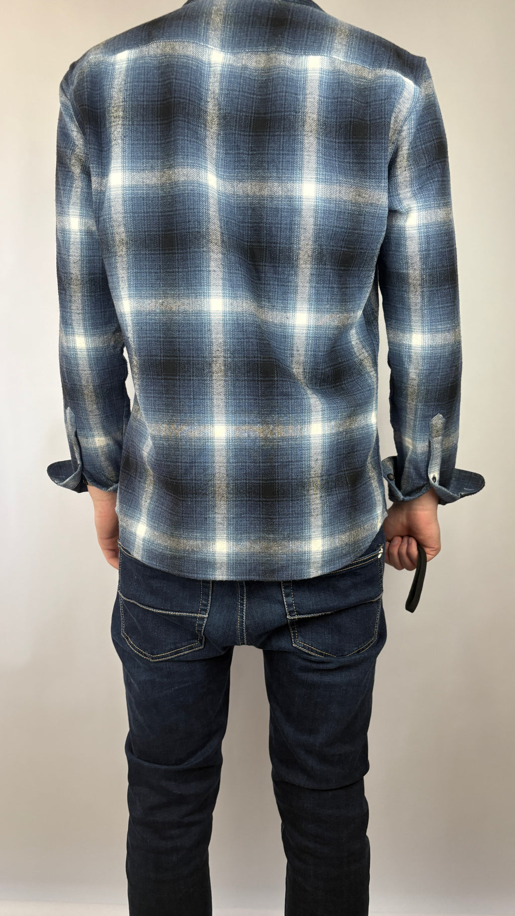 Reiss tykk skjorte (M)